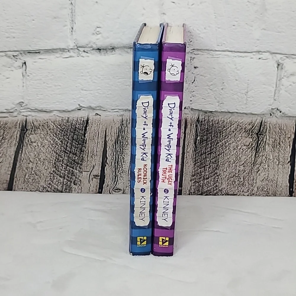 Kids/Children's Illustrated Fun Diary of a Wimpy Kid Two Book Set Book 2/Book 5